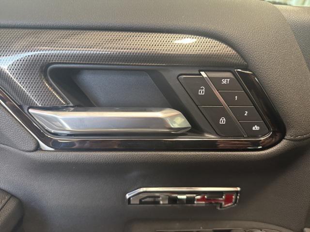 new 2025 GMC Sierra 1500 car, priced at $72,105