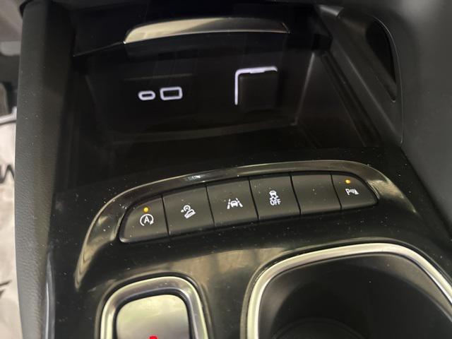 used 2023 Buick Envision car, priced at $27,999