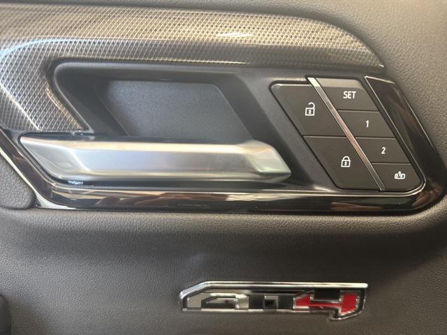new 2025 GMC Sierra 1500 car, priced at $71,560
