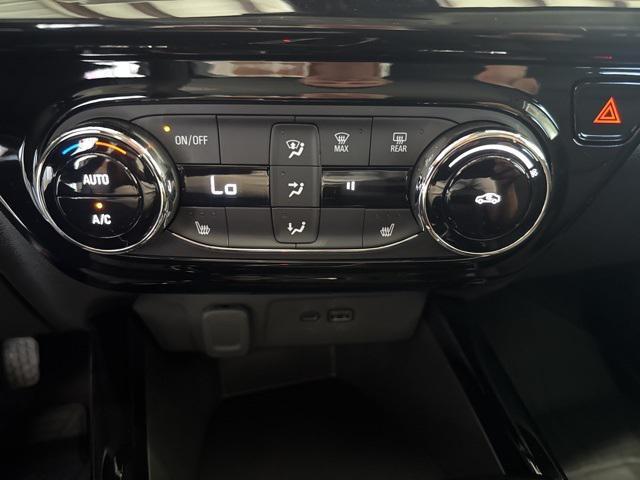 new 2025 Chevrolet Trax car, priced at $27,085