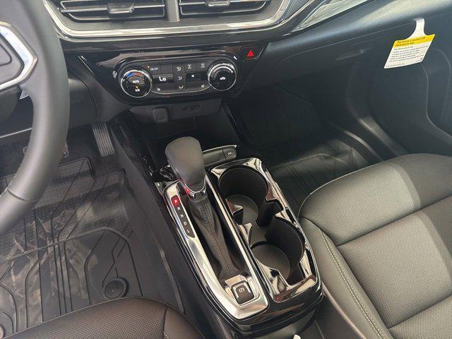 new 2025 Chevrolet Trax car, priced at $26,062