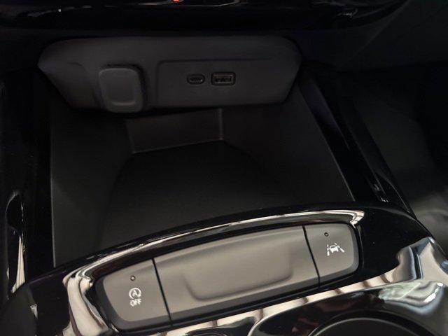 new 2025 Chevrolet Trax car, priced at $26,062