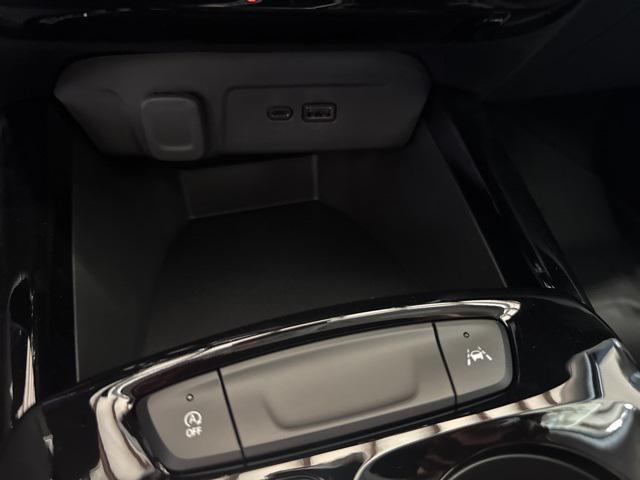new 2025 Chevrolet Trax car, priced at $27,085