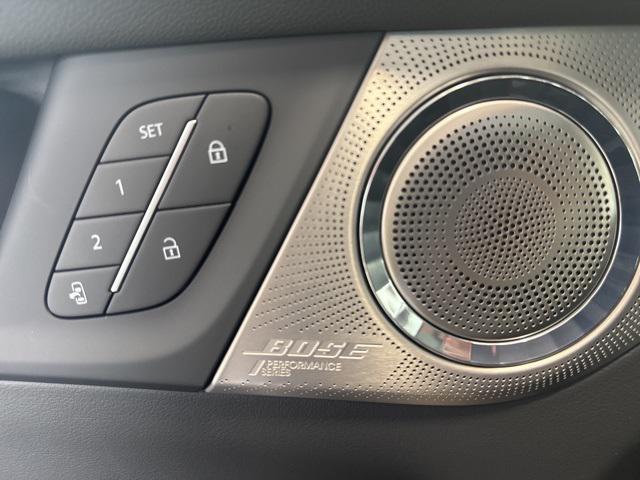 new 2025 Buick Enclave car, priced at $66,374