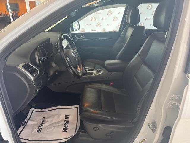 used 2020 Jeep Grand Cherokee car, priced at $24,999
