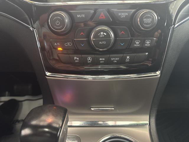 used 2020 Jeep Grand Cherokee car, priced at $24,999