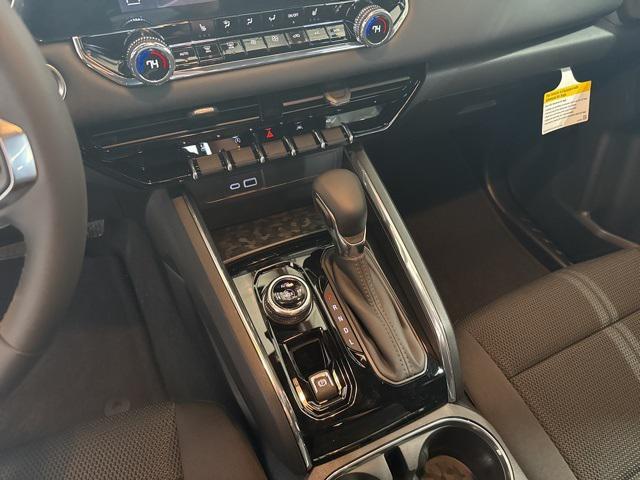 new 2025 GMC Canyon car, priced at $45,875