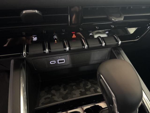 new 2025 GMC Canyon car, priced at $45,875