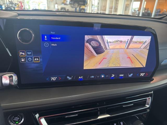 used 2025 Chevrolet Traverse car, priced at $36,750