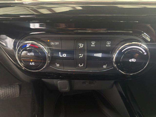 new 2025 Chevrolet Trax car, priced at $26,571