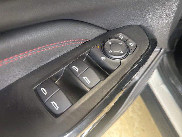 new 2025 Chevrolet Trax car, priced at $26,571