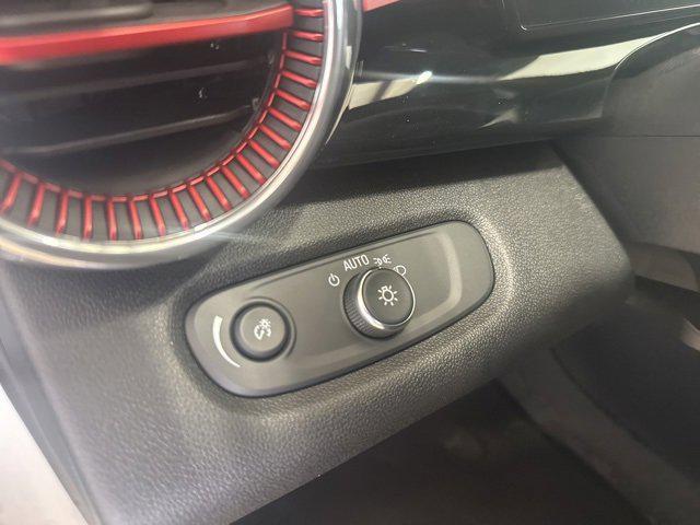 new 2025 Chevrolet Trax car, priced at $26,571