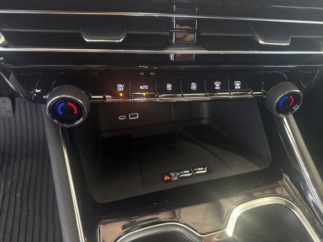 new 2026 Chevrolet Traverse car, priced at $43,340