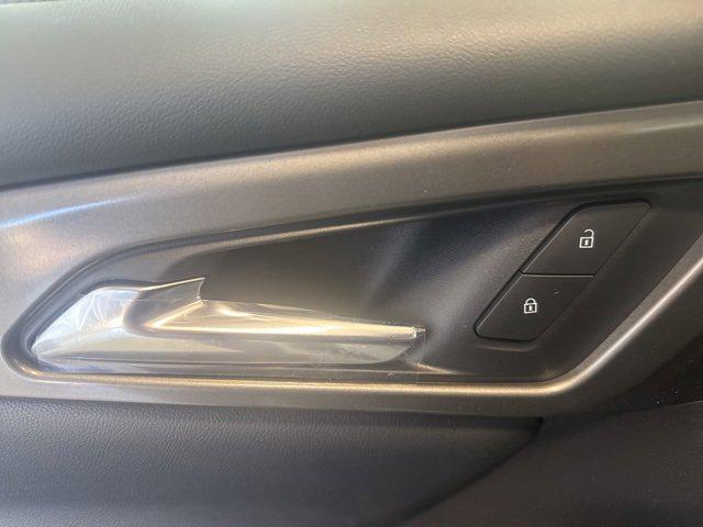 new 2026 Chevrolet Traverse car, priced at $43,340