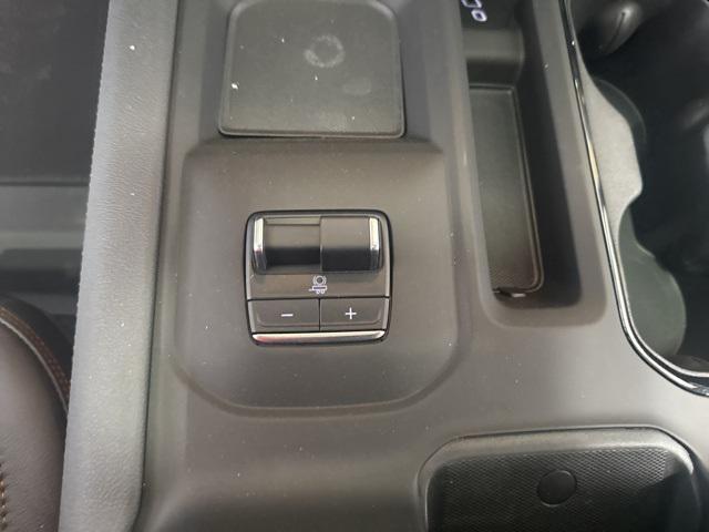 new 2025 GMC Sierra 2500 car, priced at $79,140
