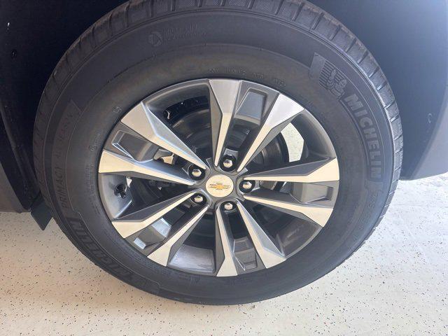 new 2026 Chevrolet Equinox car, priced at $31,563