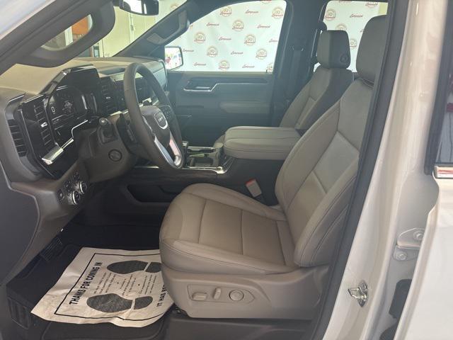 new 2025 GMC Sierra 1500 car, priced at $66,579