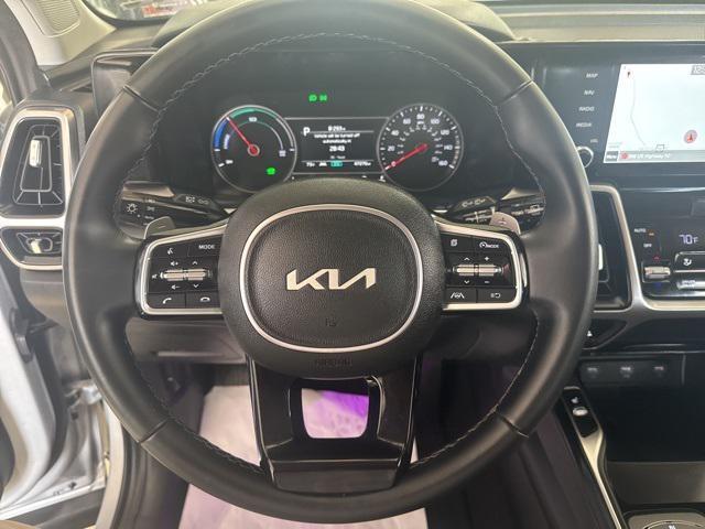 used 2022 Kia Sorento Hybrid car, priced at $27,999