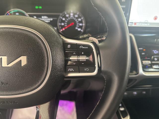 used 2022 Kia Sorento Hybrid car, priced at $27,999
