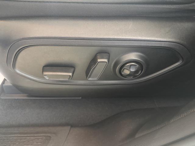 used 2023 Jeep Grand Cherokee car, priced at $31,791