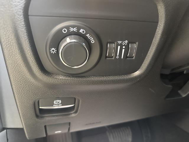 used 2023 Jeep Grand Cherokee car, priced at $31,791