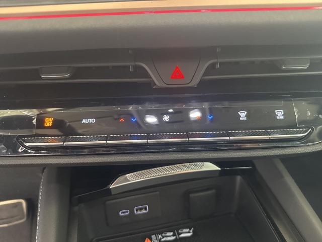 new 2025 Buick Envision car, priced at $42,240