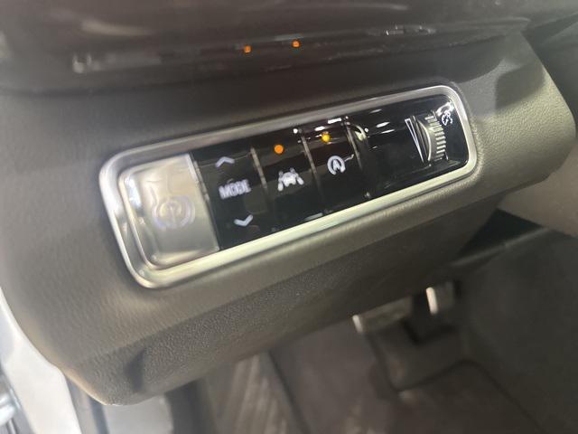 new 2025 Buick Envision car, priced at $42,240