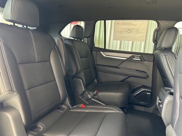 new 2025 GMC Acadia car, priced at $49,925