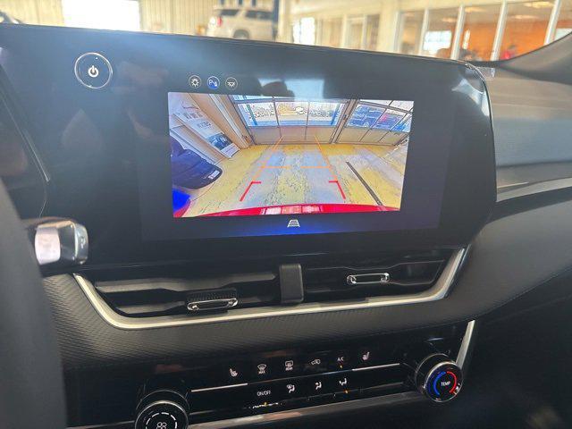 new 2026 Chevrolet Equinox car, priced at $30,123