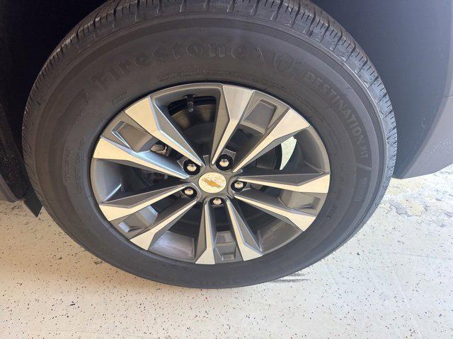 new 2026 Chevrolet Equinox car, priced at $30,123