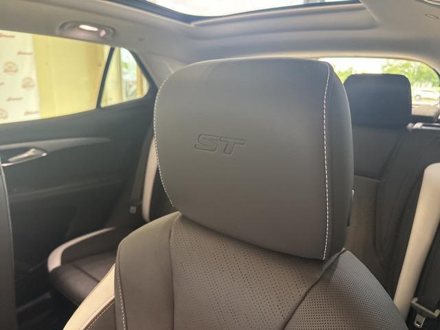 new 2025 Buick Envision car, priced at $43,240