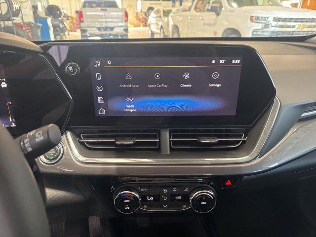 new 2025 Chevrolet Trax car, priced at $26,062