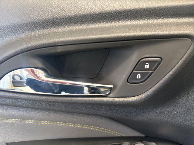 new 2025 Chevrolet Trax car, priced at $26,062