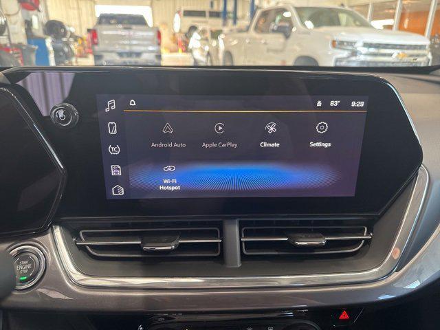 new 2025 Chevrolet Trax car, priced at $26,062