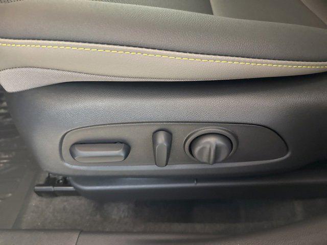 new 2025 Chevrolet Trax car, priced at $26,062