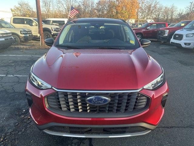 new 2025 Ford Escape car, priced at $35,400