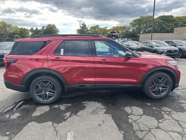 new 2025 Ford Explorer car, priced at $60,370