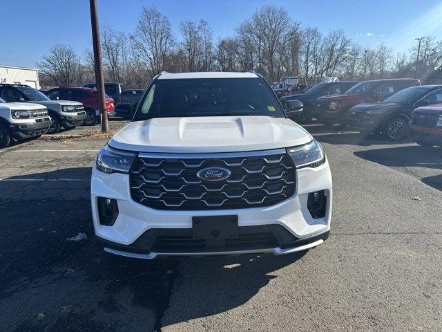 new 2025 Ford Explorer car, priced at $60,040