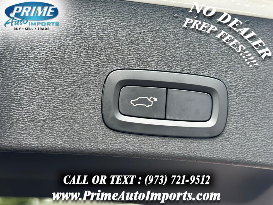 used 2021 Volvo XC40 car, priced at $16,990