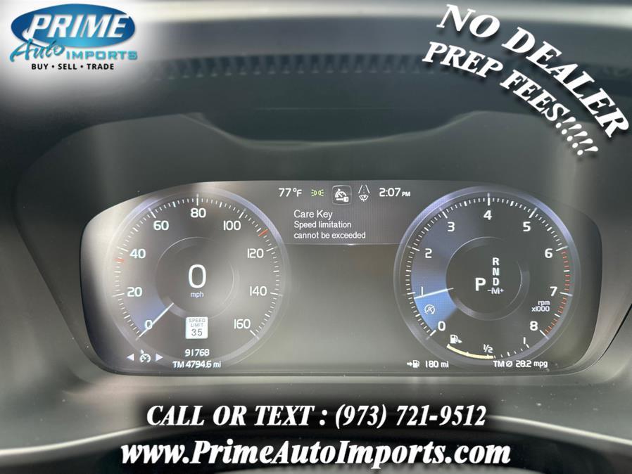 used 2021 Volvo XC40 car, priced at $16,990