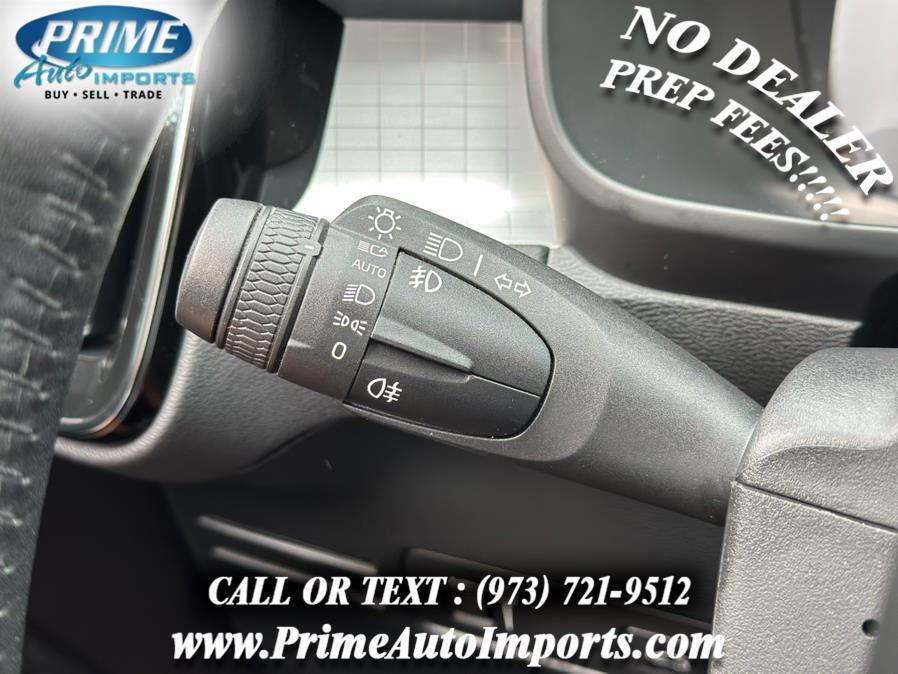 used 2021 Volvo XC40 car, priced at $16,990