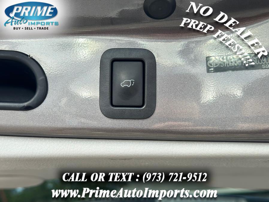 used 2014 Toyota Highlander car, priced at $16,490