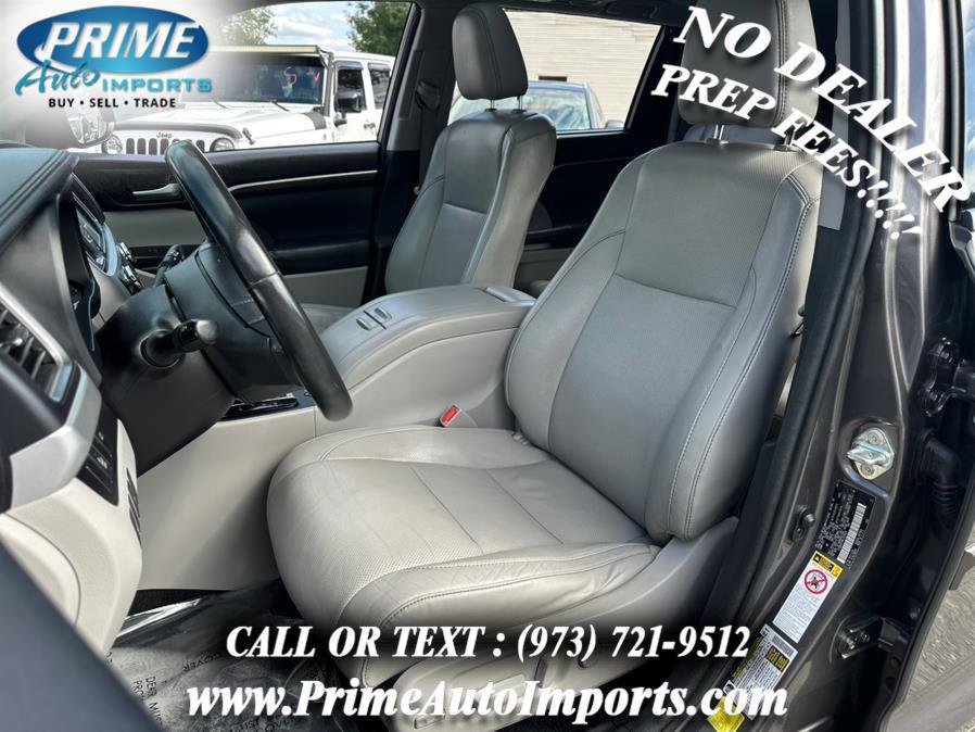 used 2014 Toyota Highlander car, priced at $16,490