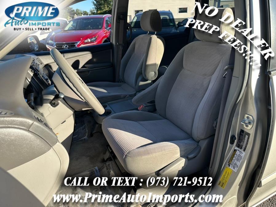 used 2006 Toyota Sienna car, priced at $6,500