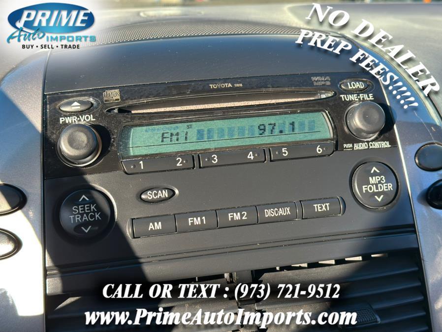 used 2006 Toyota Sienna car, priced at $6,500