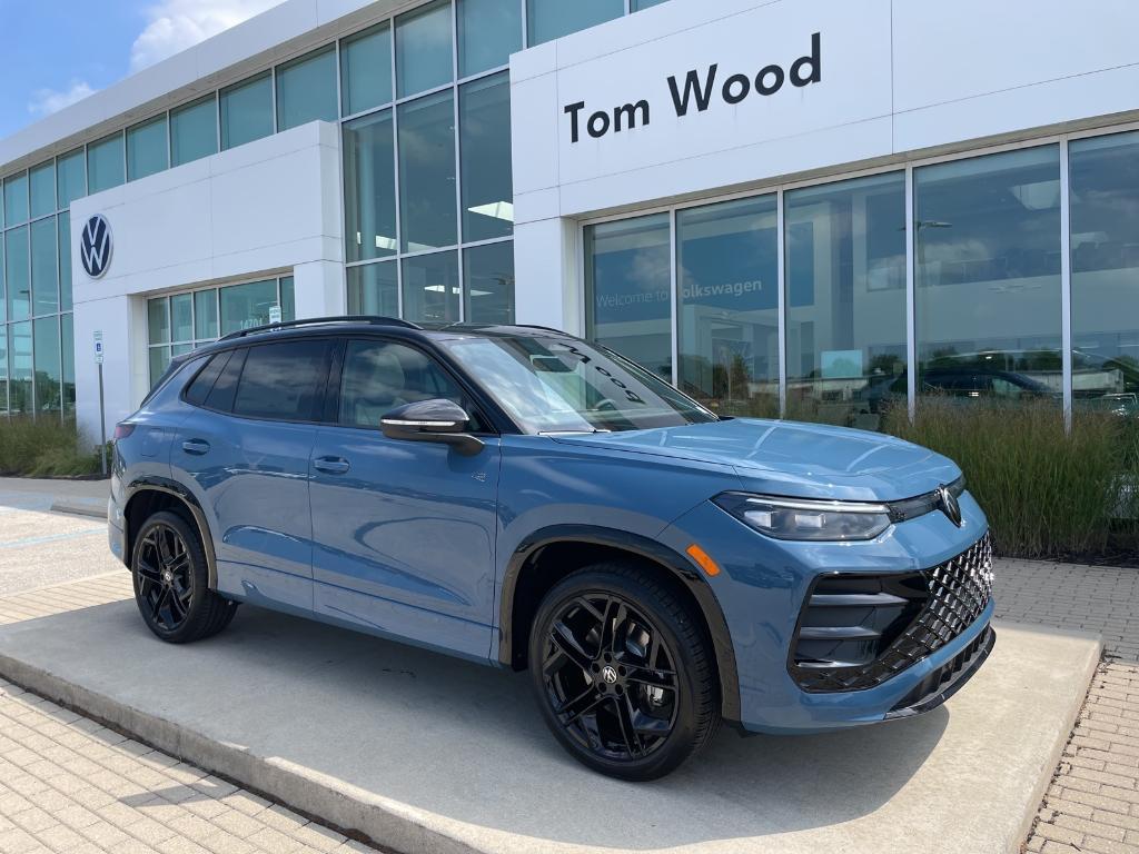 new 2025 Volkswagen Tiguan car, priced at $38,105