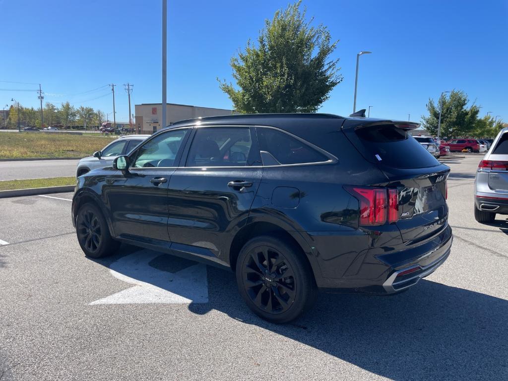 used 2022 Kia Sorento car, priced at $30,929