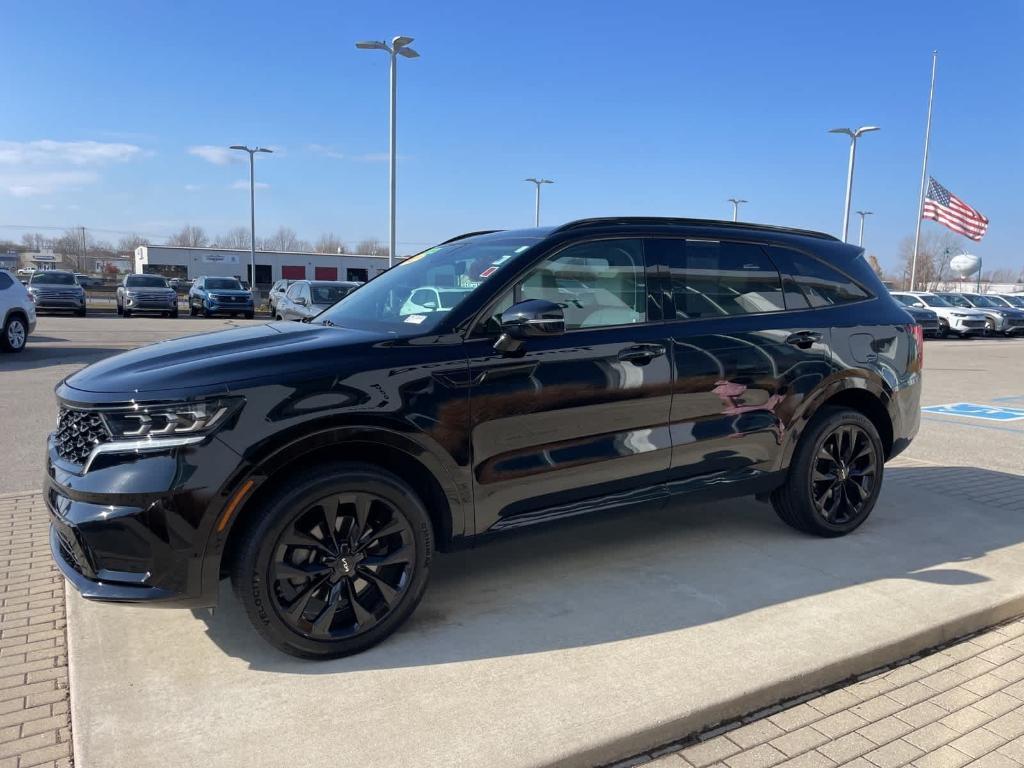 used 2022 Kia Sorento car, priced at $27,941