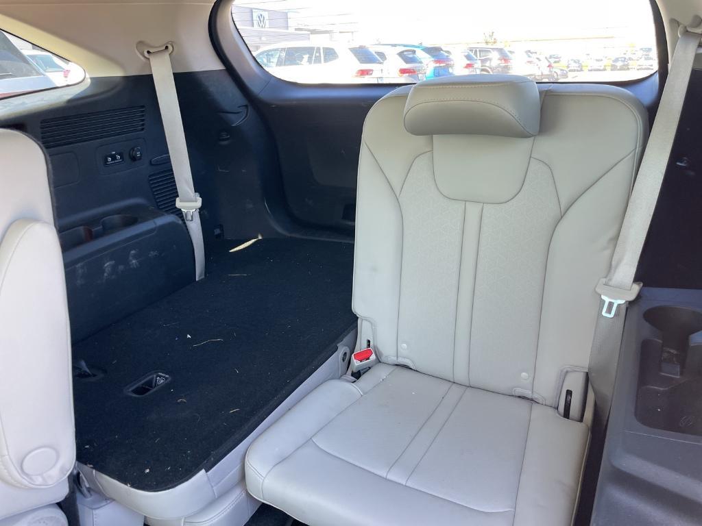 used 2022 Kia Sorento car, priced at $30,929