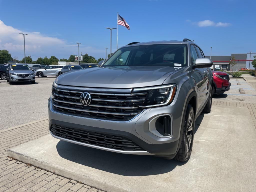 new 2025 Volkswagen Atlas car, priced at $37,506
